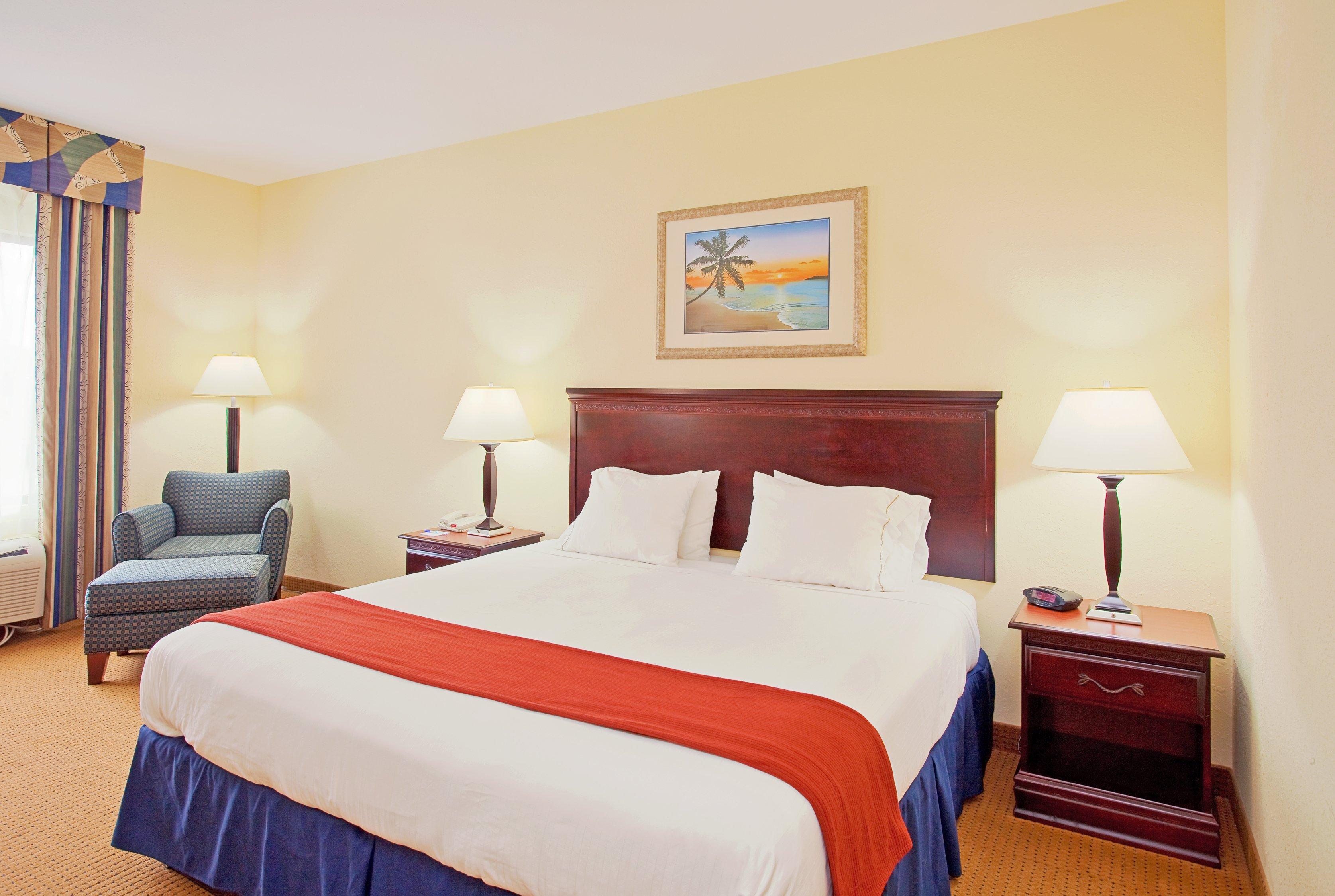 Holiday Inn Express Hotel & Suites Panama City-Tyndall Exterior foto